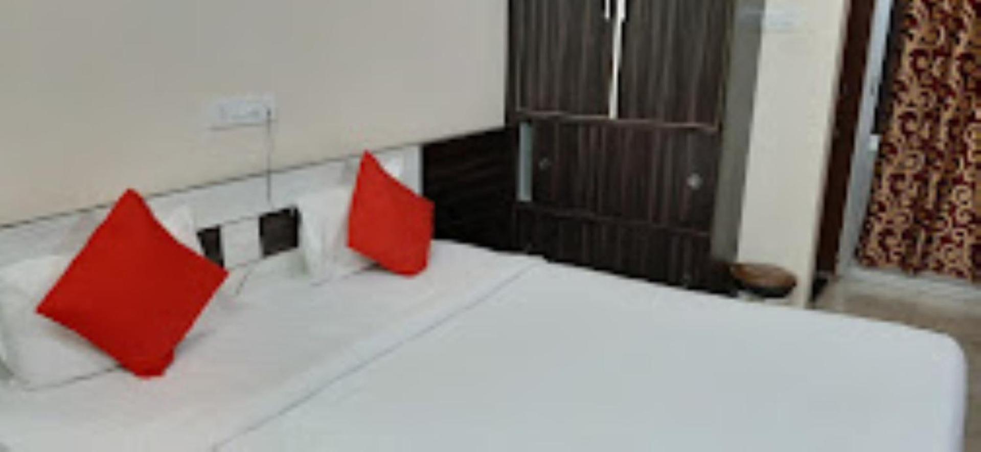 Hotel New Jasmine,Cuttack Eksteriør bilde